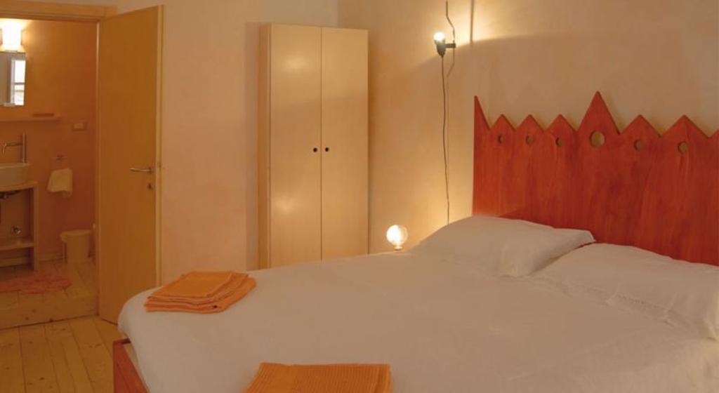La Tata B&B Lerici Rum bild